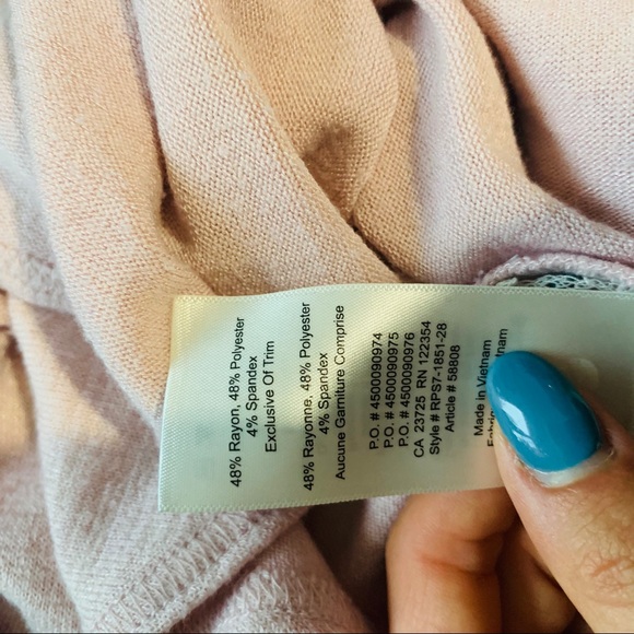 Aritzia Wilfred Free High\Low T-Shirt Light Pink - Picture 6 of 8